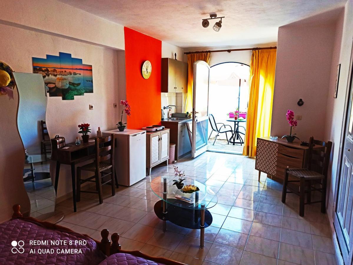 Appartamento Gardenia House Asos Esterno foto